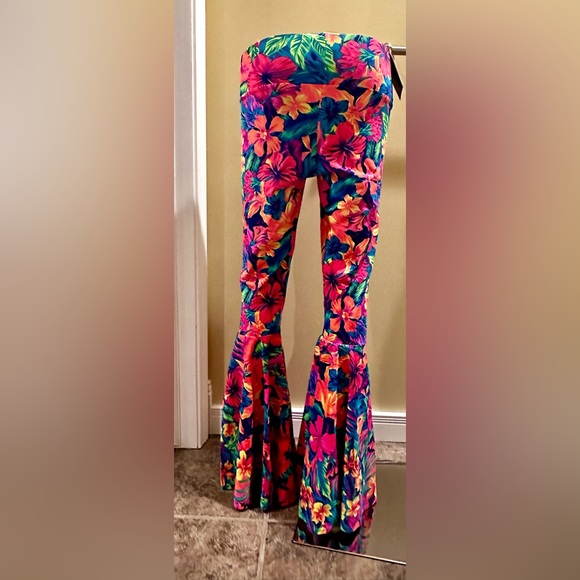 Coquetry Clothing Tahitian Floral High Waist Bell Bottom Flares - Picture 2 of 6